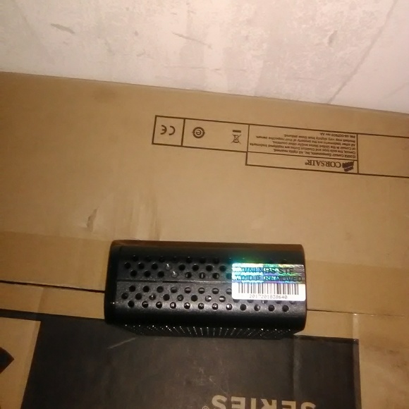 Motorola Surfboard Router - Picture 3 of 8